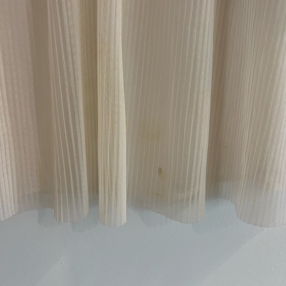 Victoria's Secret Cream Blouse Elegant Top - Picture 2 of 4